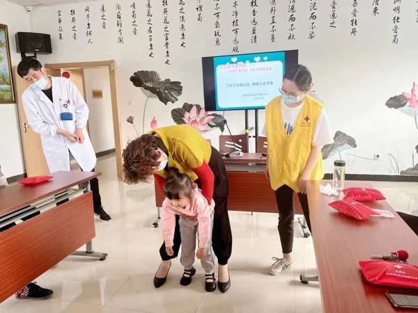 新浜镇红十字会开展2023年“世界急救日”主题宣传活动3.jpeg