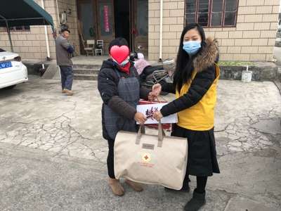 s_8612472fb47a0d4f_副本.jpg