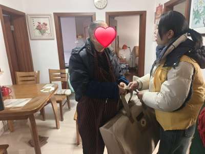 s_ec580d50d22a0d07_副本.jpg